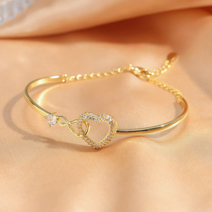 Chain Hollowed Heart Shape Bracelet Elegant High-grade Design Female